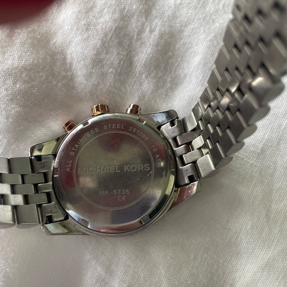 Michael Kors Lexington Trilogy watch - Picture 5 of 6